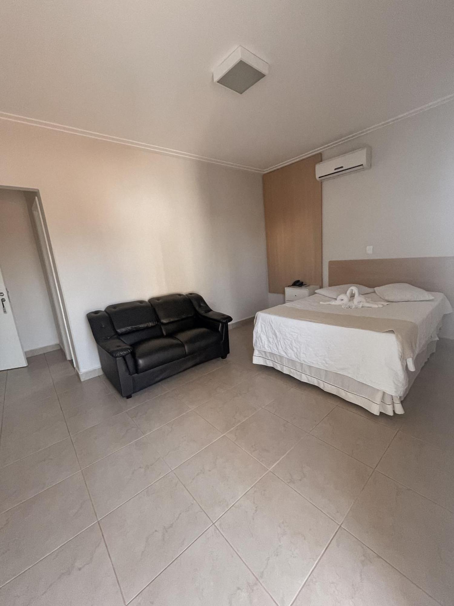 ארגוארי Big Hotel מראה חיצוני תמונה